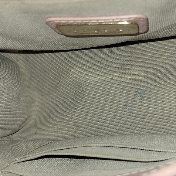 Elegant Pink Chain Shoulder Bag - Picture 10 of 12